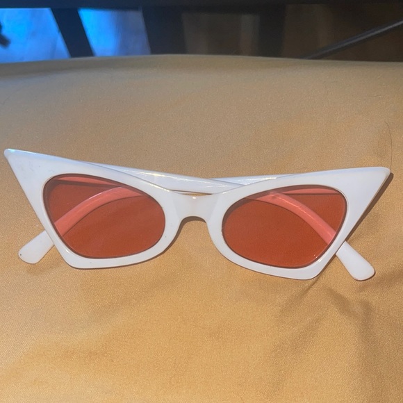 Accessories - White Sunglasses w Pink Lenses